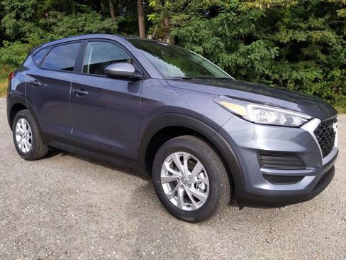 Used 2021 Hyundai Tucson SE w/ Cargo Package image 2