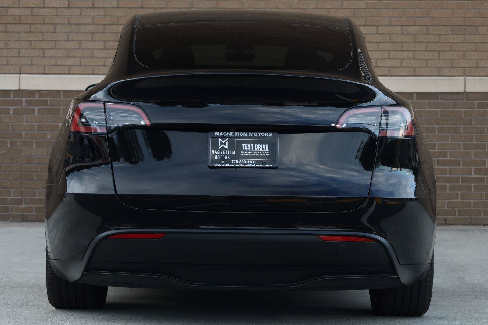 Used 2021 Tesla Model Y Long Range AWD/4WD image 10