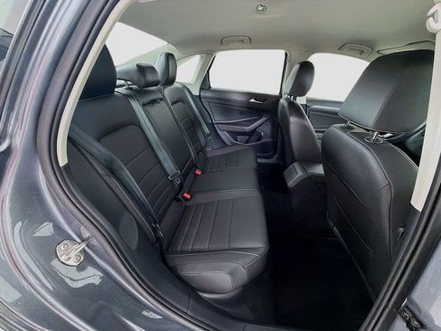 Used 2023 Volkswagen Jetta SE FWD image 25