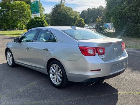 Used 2016 Chevrolet Malibu LTZ FWD image 6