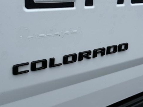 Used 2022 Chevrolet Colorado ZR2 image 24