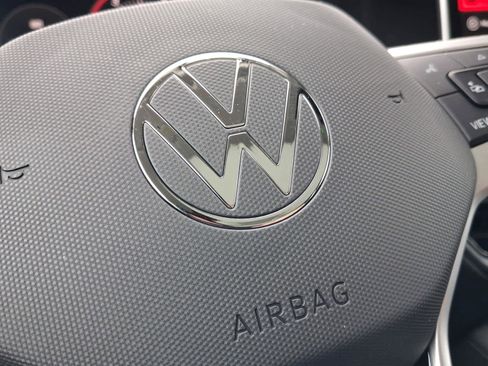 New 2026 Volkswagen Tiguan SE AWD/4WD image 24