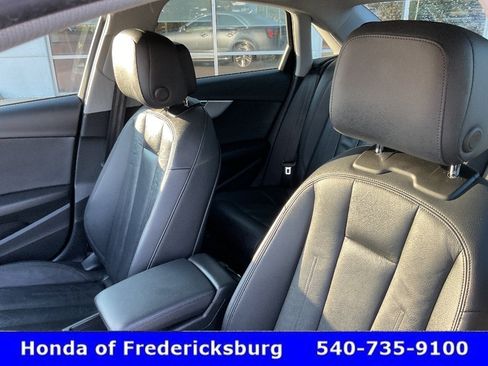 Used 2018 Audi A4 2.0T Premium Plus w/ Premium Plus Package AWD/4WD image 25