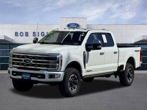 Used 2024 Ford F350 Platinum w/ Tremor Off-Road Package AWD/4WD image 40