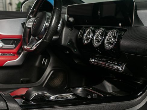 Used 2019 Mercedes-Benz A 220 4MATIC w/ AMG Line image 26