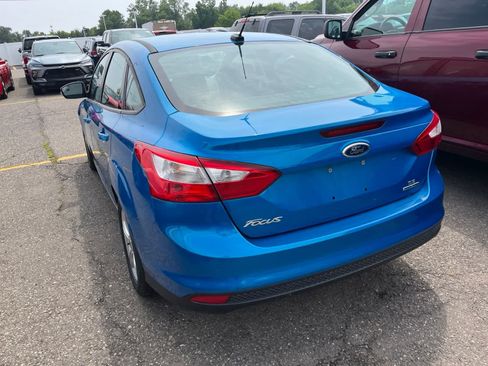Used 2014 Ford Focus SE FWD image 12