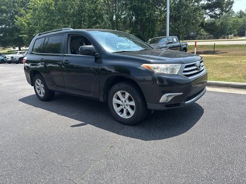 Used 2013 Toyota Highlander Plus AWD/4WD image 7