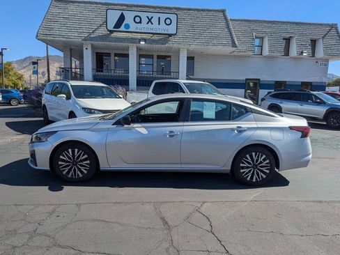 Used 2024 Nissan Altima 2.5 SV image 7