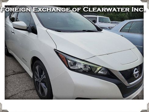 Used 2018 Nissan Leaf SV w/ SV Technology Package FWD image 1