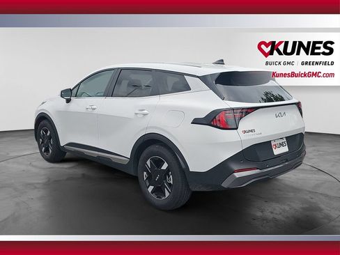 Used 2026 Kia Sportage LX FWD image 8