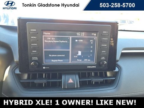Used 2020 Toyota RAV4 XLE image 16
