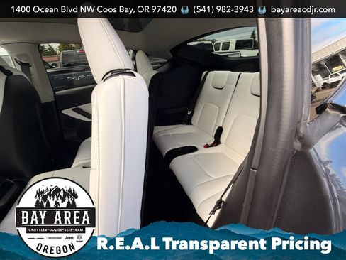 Used 2021 Tesla Model Y Long Range AWD/4WD image 19