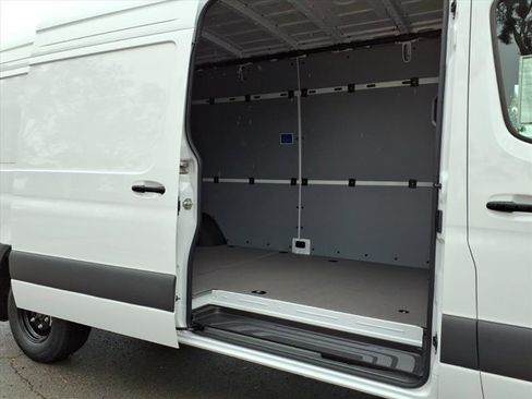 New 2025 Mercedes-Benz Sprinter 3500 image 23