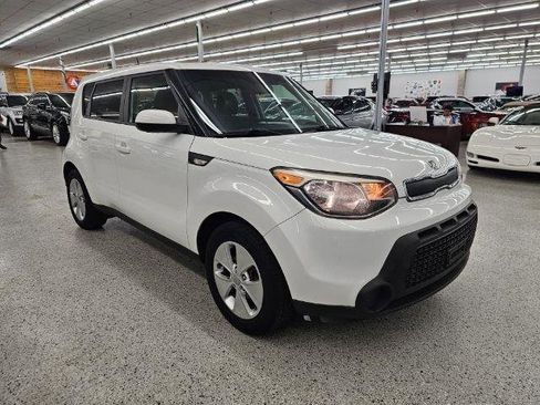 Used 2014 Kia Soul 5dr Wgn Auto Base image 3