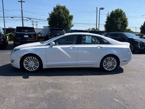 Used 2016 Lincoln MKZ AWD w/ Equipment Group 300A Reserve image 2
