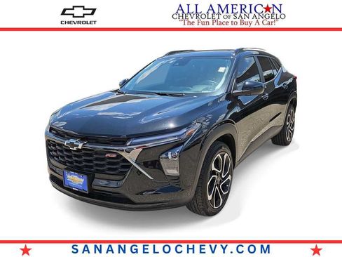 Used 2025 Chevrolet Trax RS w/ Sunroof Package FWD image 1