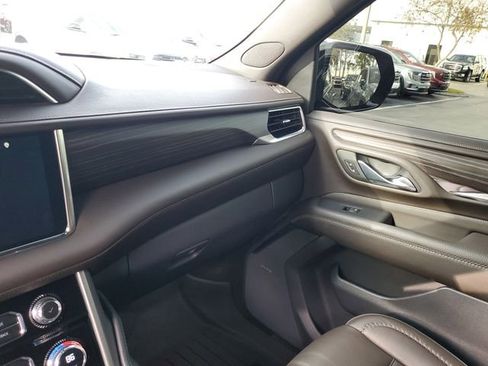 Used 2023 GMC Yukon Denali image 25