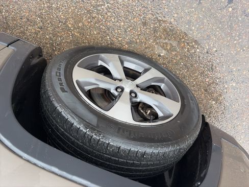 Used 2021 Jeep Cherokee Limited image 8