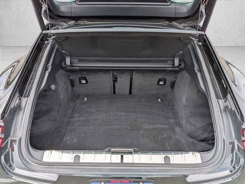 Used 2018 Porsche Panamera image 7