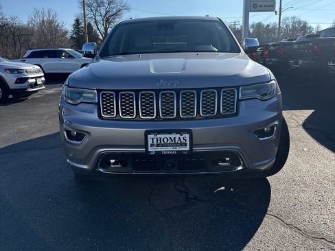 Used 2017 Jeep Grand Cherokee Overland w/ Jeep Active Safety Group image 2