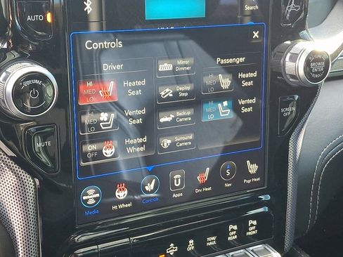 Used 2019 RAM 1500 Limited image 25