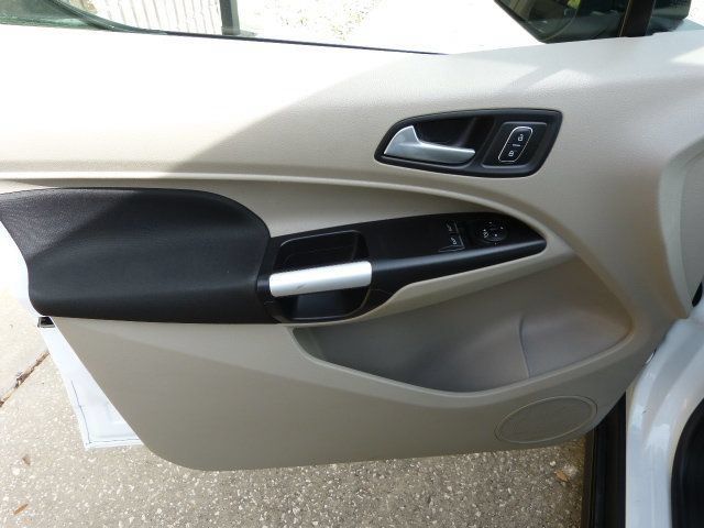 Used 2022 Ford Transit Connect XLT FWD image 26