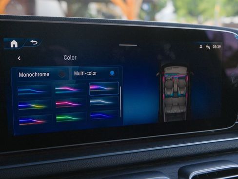 Used 2025 Mercedes-Benz GLE 450e 4MATIC image 24