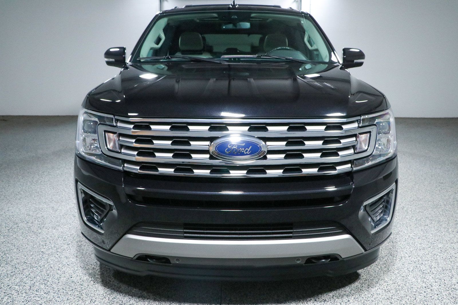 Used 2021 Ford Expedition Limited AWD/4WD image 4