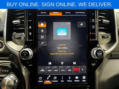 Used 2022 RAM 1500 Laramie w/ Sport Appearance Package AWD/4WD image 11
