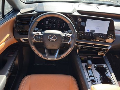 Used 2023 Lexus RX 350 Premium image 11