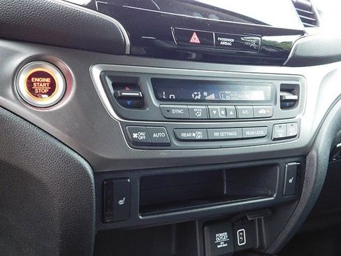 Used 2022 Honda Pilot Special Edition image 22