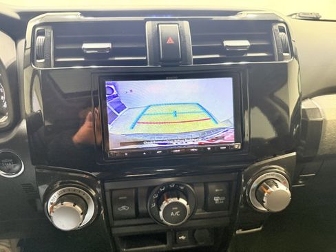 Used 2021 Toyota 4Runner TRD Off-Road Premium w/ Moonroof Package AWD/4WD image 19