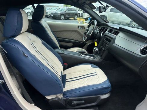 Used 2010 Ford Mustang Premium RWD image 8