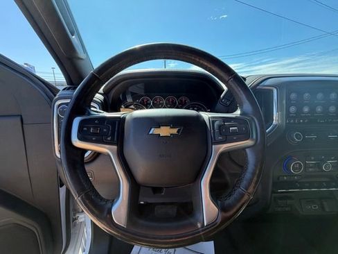 Used 2022 Chevrolet Silverado 2500 LTZ AWD/4WD image 19