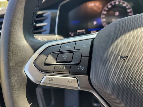 Certified 2025 Volkswagen Jetta S image 28