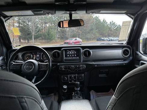 Used 2021 Jeep Wrangler Unlimited Sport image 24