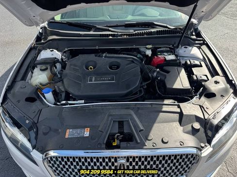 Used 2020 Lincoln MKZ w/ Convenience Package FWD image 39