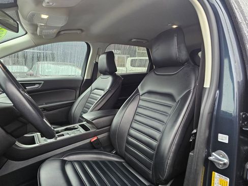 Used 2024 Ford Edge SEL image 18