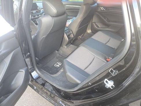 Used 2022 Honda Accord Sport image 16