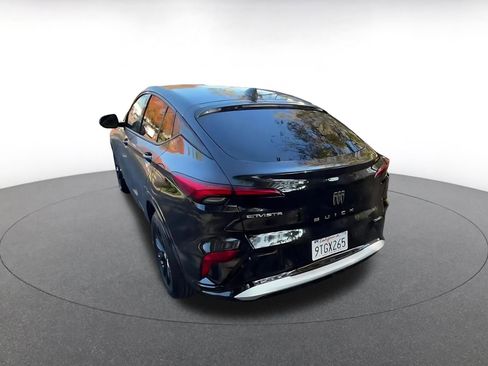 Used 2025 Buick Envista Sport Touring image 11