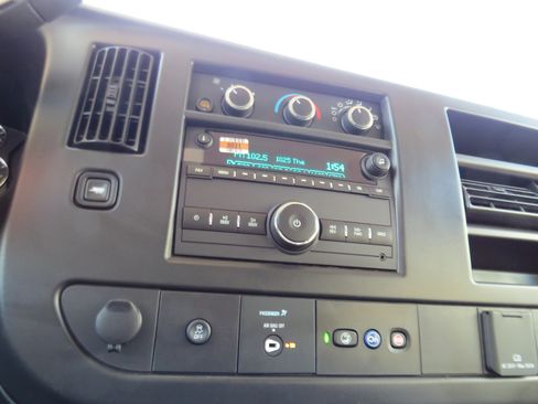 New 2026 Chevrolet Express 3500 Extended w/ Driver Convenience Package RWD image 19