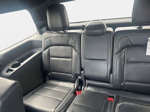 New 2026 Lincoln Navigator Reserve w/ Jet Appearance Package AWD/4WD image 18