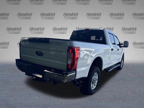 Used 2017 Ford F250 XLT AWD/4WD image 8