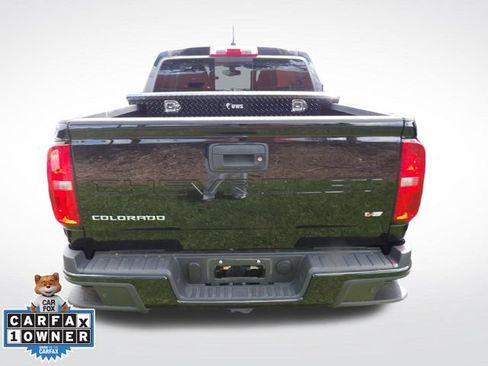 Used 2022 Chevrolet Colorado Z71 AWD/4WD image 11