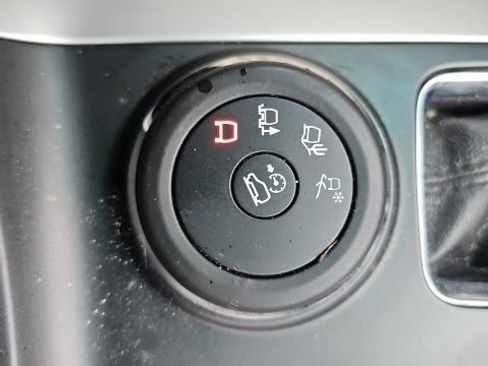 Used 2014 Ford Explorer XLT w/ Equipment Group 202A image 49