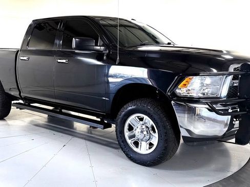 Used 2018 RAM 2500 SLT AWD/4WD image 1