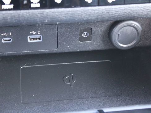 Used 2022 Mitsubishi Outlander SE image 40