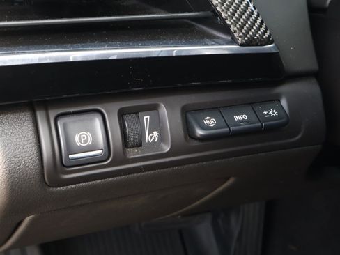 Used 2019 Cadillac CT6 V w/ Driver Assist Package image 28