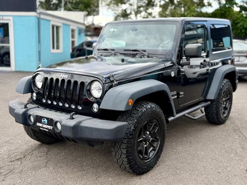 Used 2014 Jeep Wrangler Sport w/ Quick Order Package 24S AWD/4WD image 7