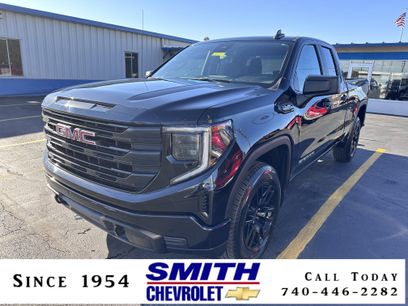 Used 2023 GMC Sierra 1500 Pro w/ Graphite Edition